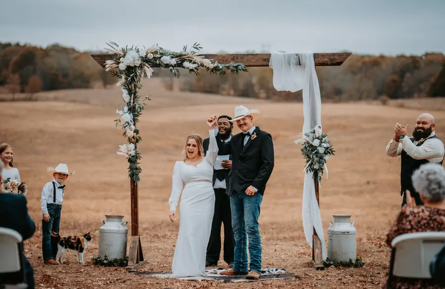 Backyard field wedding photography Oklahoma
